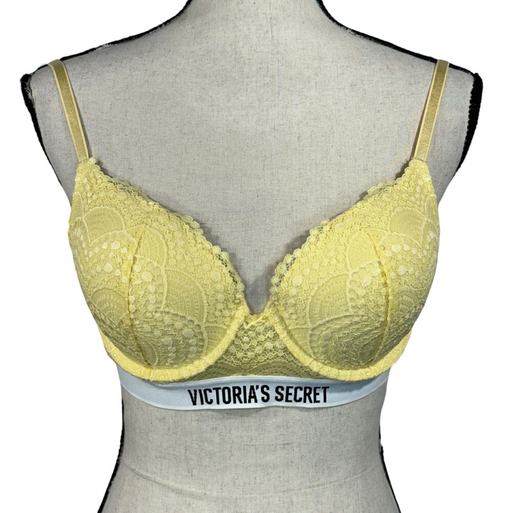 Victoria’s Secret 34C Perfect Shape Bra Molded Cups Lace Wired Adjustable Straps